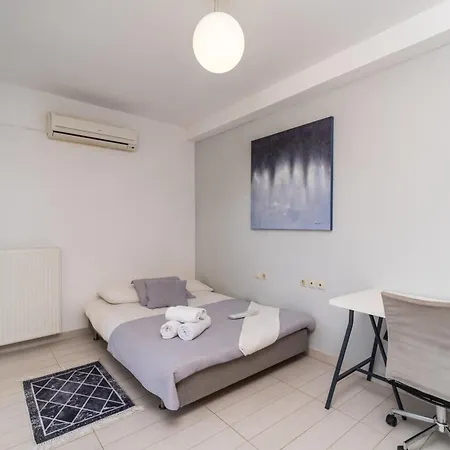 Thomis Beach House Kato Daratso