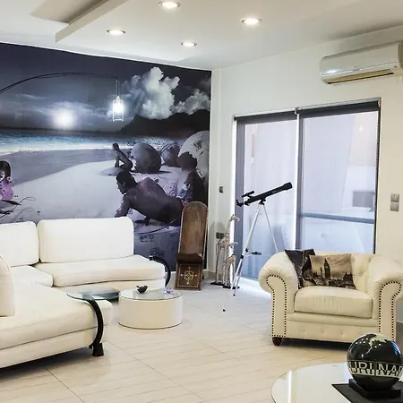 Thomis Beach House Villa *