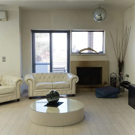 Villa Thomis Beach House