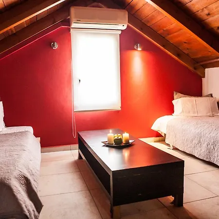 Thomis Beach House