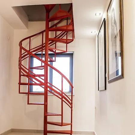 Thomis House * Kato Daratso